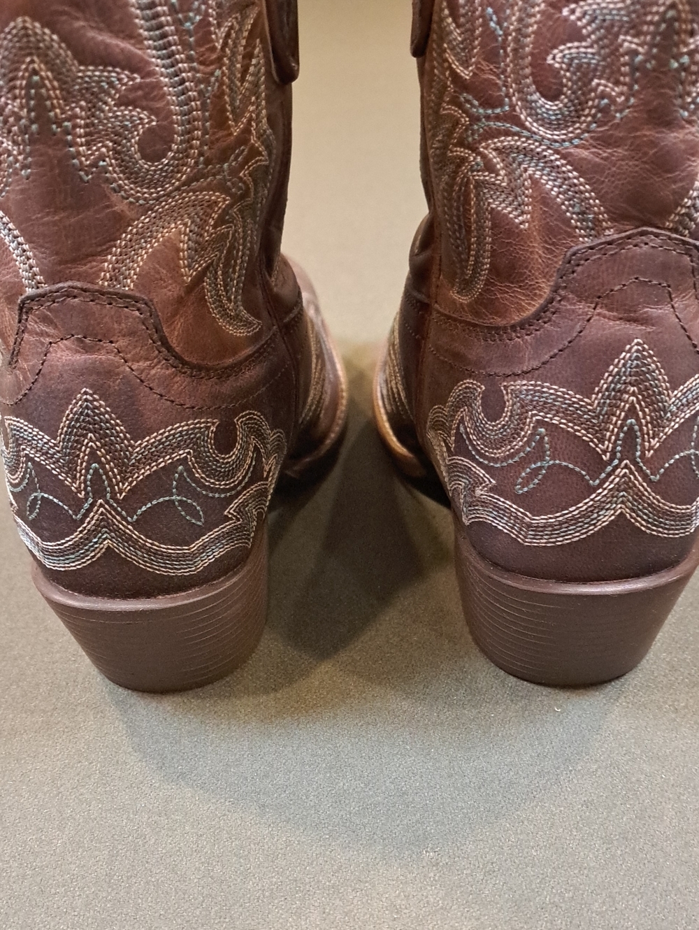 Durango® Women's Shyloh Pony Boot - Color: Driftwood - Size: 8 - Picture 7 of 13